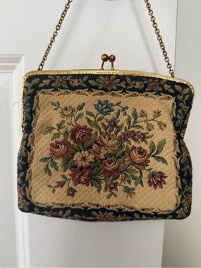 Vintage Floral Tapestry Handbag in Beige and Multicolor